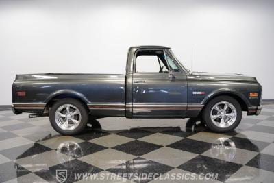 1971 Chevrolet C10 Cheyenne Super Restomod