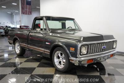 1971 Chevrolet C10 Cheyenne Super Restomod