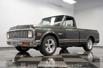 1971 Chevrolet C10 Cheyenne Super Restomod