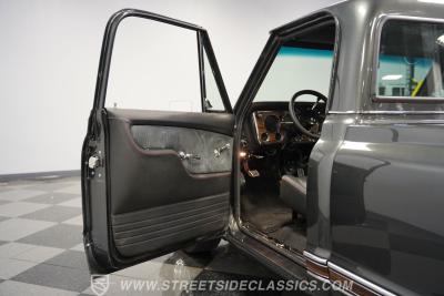 1971 Chevrolet C10 Cheyenne Super Restomod