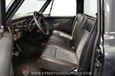 1971 Chevrolet C10 Cheyenne Super Restomod