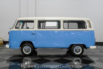 1974 Volkswagen Type 2 Kombi Bus