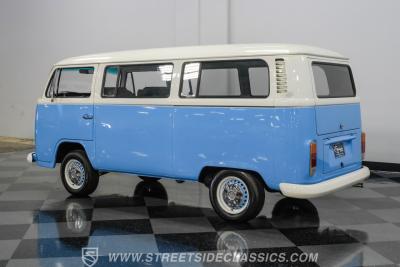 1974 Volkswagen Type 2 Kombi Bus
