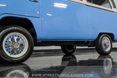 1974 Volkswagen Type 2 Kombi Bus