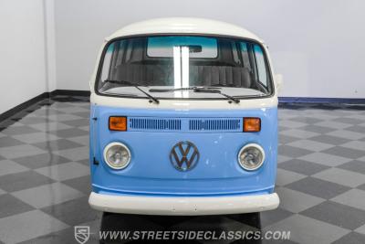 1974 Volkswagen Type 2 Kombi Bus