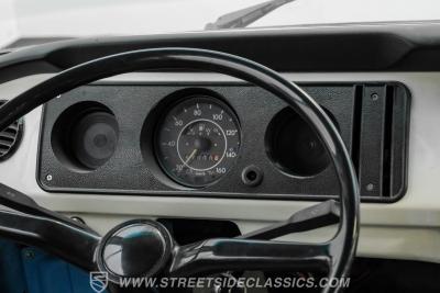 1974 Volkswagen Type 2 Kombi Bus