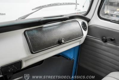 1974 Volkswagen Type 2 Kombi Bus