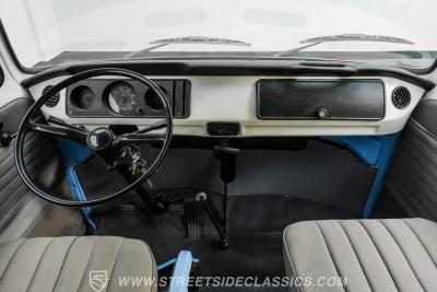1974 Volkswagen Type 2 Kombi Bus