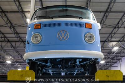 1974 Volkswagen Type 2 Kombi Bus