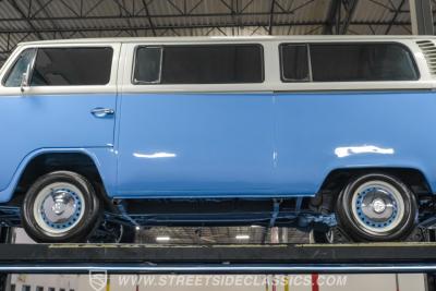 1974 Volkswagen Type 2 Kombi Bus