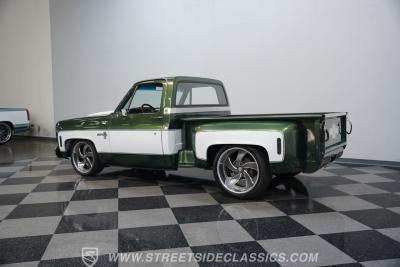 1974 Chevrolet C10 Stepside LS Restomod
