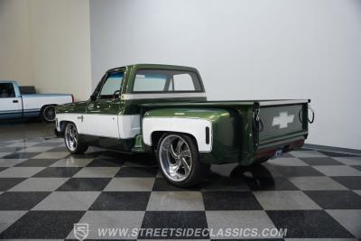 1974 Chevrolet C10 Stepside LS Restomod