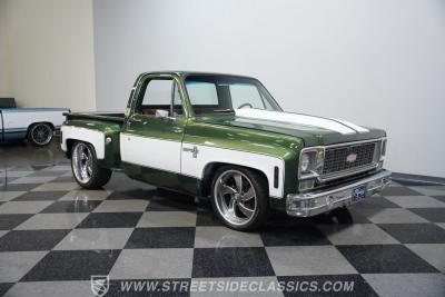 1974 Chevrolet C10 Stepside LS Restomod