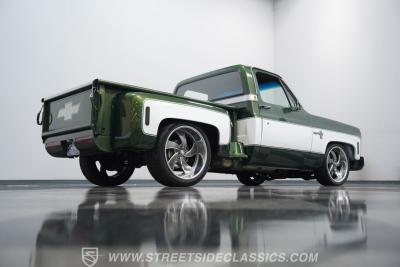 1974 Chevrolet C10 Stepside LS Restomod