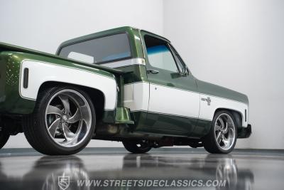 1974 Chevrolet C10 Stepside LS Restomod
