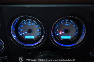 1974 Chevrolet C10 Stepside LS Restomod