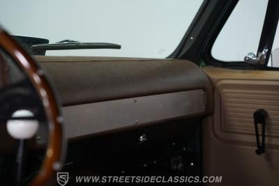 1974 Chevrolet C10 Stepside LS Restomod