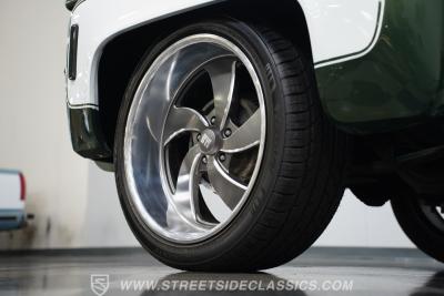 1974 Chevrolet C10 Stepside LS Restomod