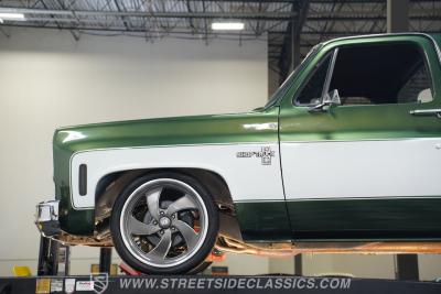 1974 Chevrolet C10 Stepside LS Restomod