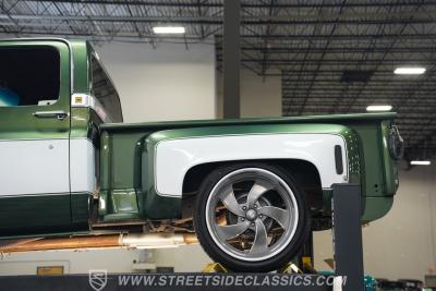 1974 Chevrolet C10 Stepside LS Restomod