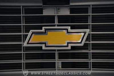 1974 Chevrolet C10 Stepside LS Restomod
