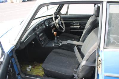 1975 MG B GT