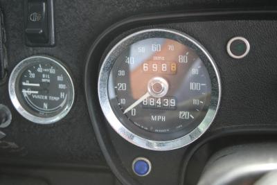 1975 MG B GT