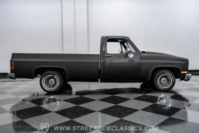 1982 Chevrolet C10 Custom Deluxe