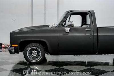 1982 Chevrolet C10 Custom Deluxe
