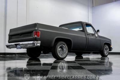 1982 Chevrolet C10 Custom Deluxe