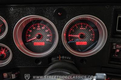 1982 Chevrolet C10 Custom Deluxe