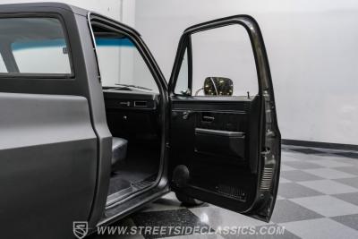 1982 Chevrolet C10 Custom Deluxe