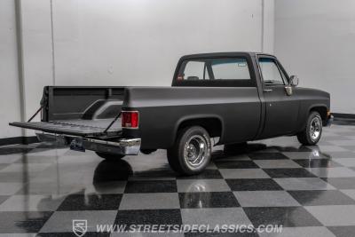 1982 Chevrolet C10 Custom Deluxe