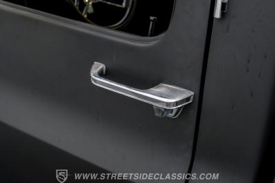 1982 Chevrolet C10 Custom Deluxe