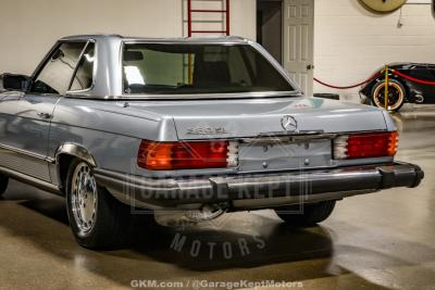 1983 Mercedes - Benz 380-Class