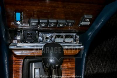 1983 Mercedes - Benz 380-Class