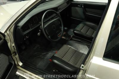 1985 Mercedes - Benz 190E