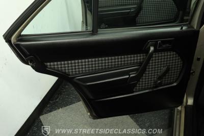 1985 Mercedes - Benz 190E