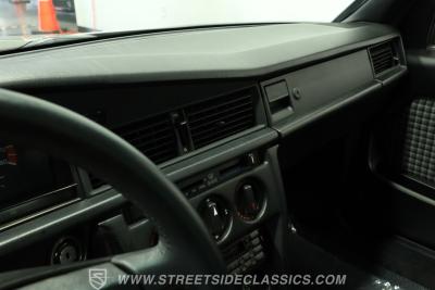 1985 Mercedes - Benz 190E