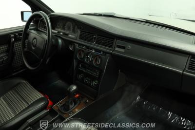 1985 Mercedes - Benz 190E