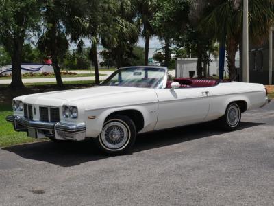 1975 Oldsmobile Delta 88 Royale Convertible