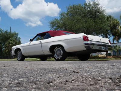 1975 Oldsmobile Delta 88 Royale Convertible