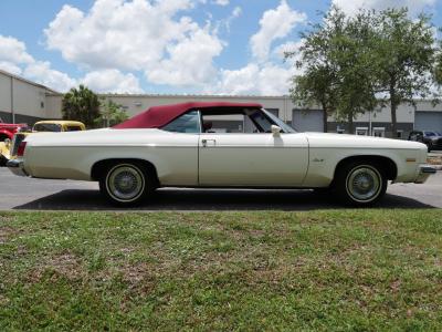 1975 Oldsmobile Delta 88 Royale Convertible