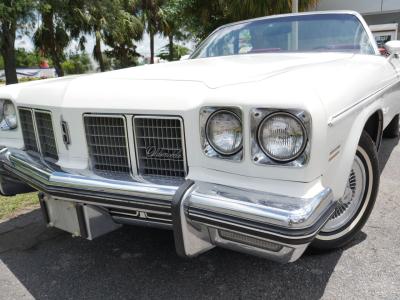 1975 Oldsmobile Delta 88 Royale Convertible
