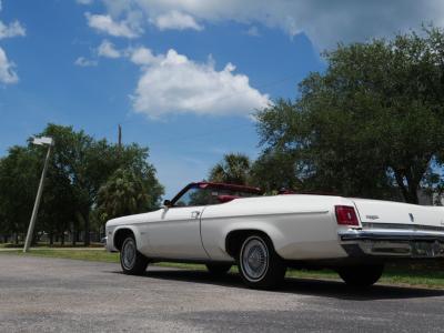 1975 Oldsmobile Delta 88 Royale Convertible