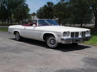 1975 Oldsmobile Delta 88 Royale Convertible