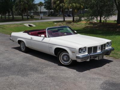 1975 Oldsmobile Delta 88 Royale Convertible