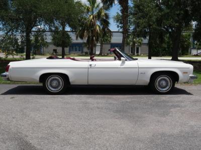 1975 Oldsmobile Delta 88 Royale Convertible