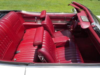 1975 Oldsmobile Delta 88 Royale Convertible