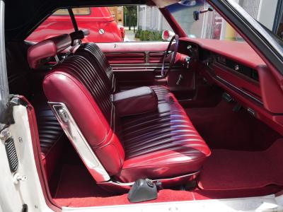 1975 Oldsmobile Delta 88 Royale Convertible